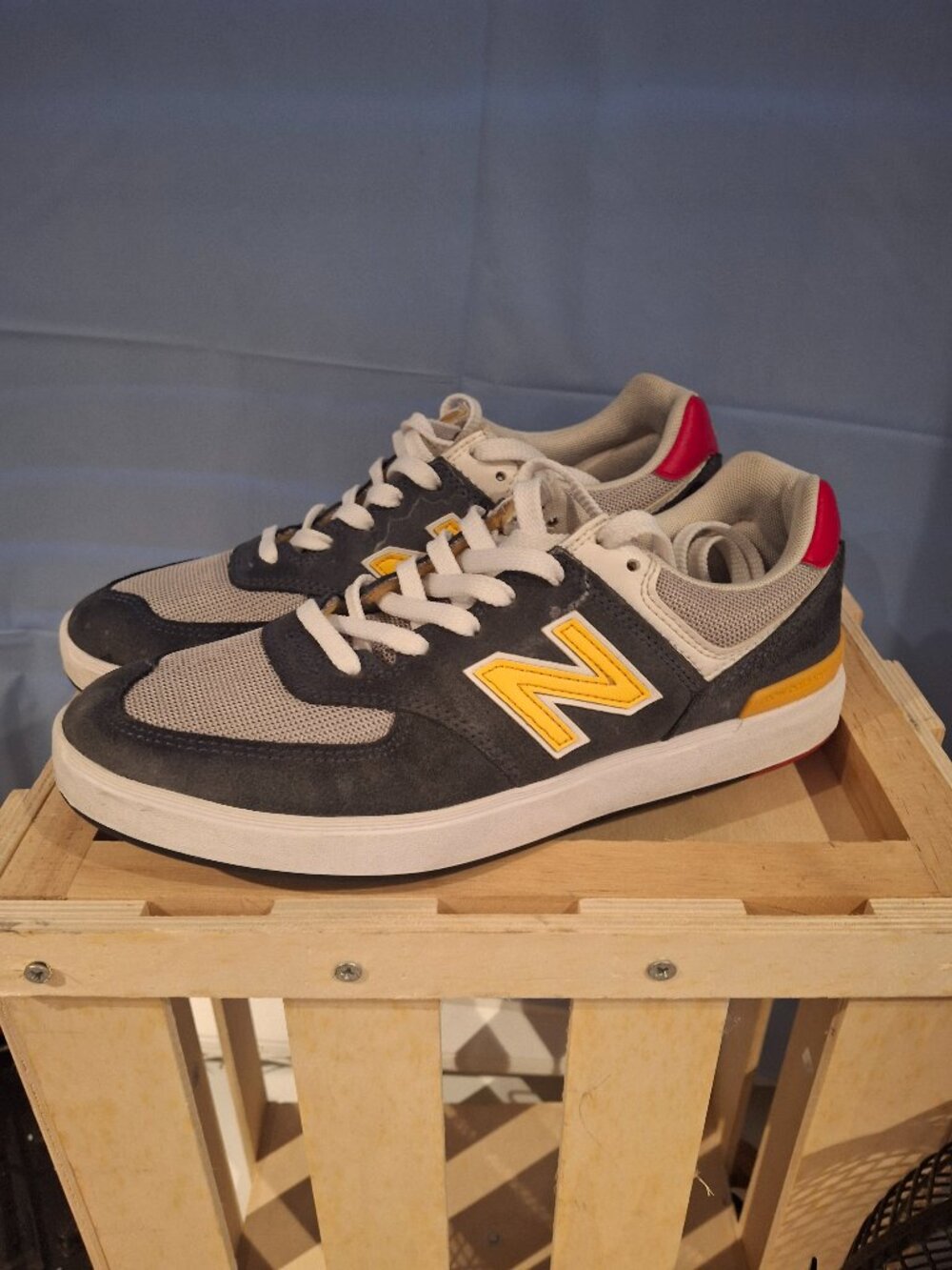 New Balance574 Court.